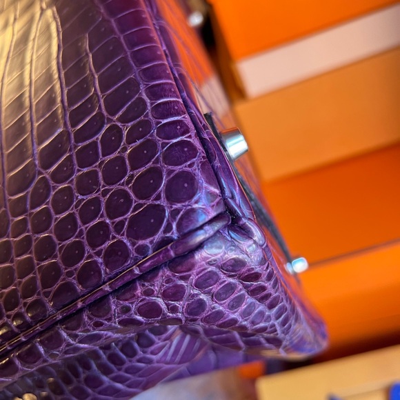 Hermes Birkin 35 Amethyst Crocodile Porosus bag - Picture 13 of 16